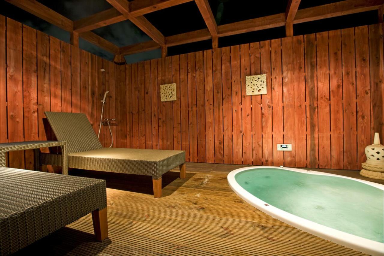 Hotel Bintang Pari Resort (Adults Only) Кобе Екстер'єр фото