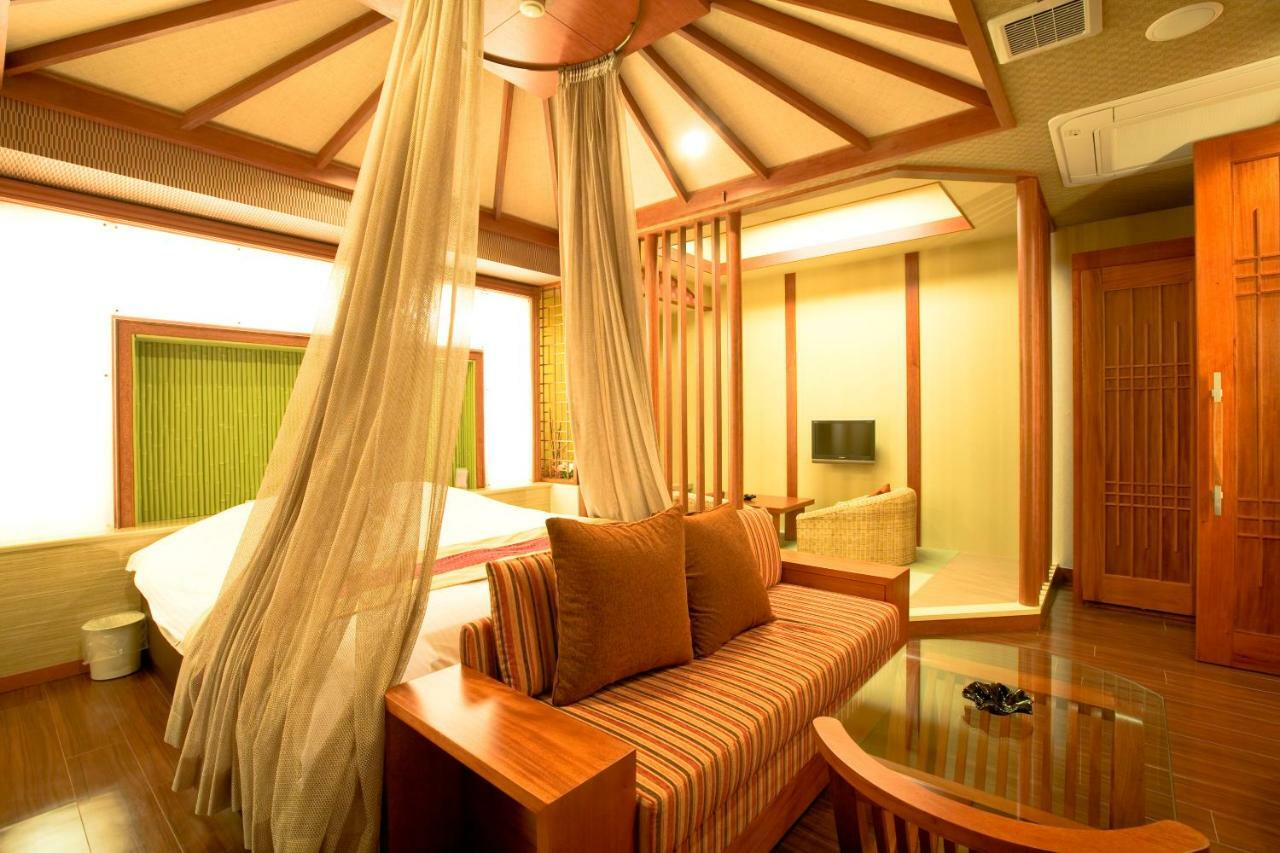 Hotel Bintang Pari Resort (Adults Only) Кобе Екстер'єр фото